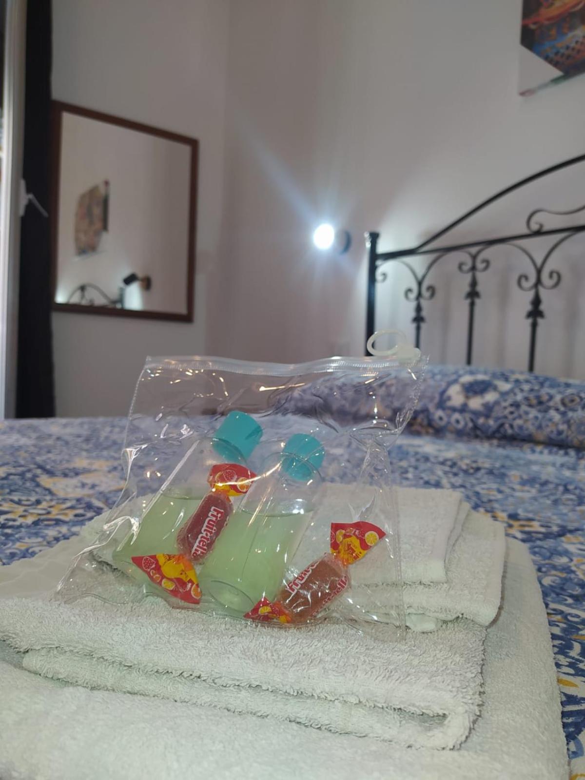 Aziza House Bed & Breakfast Palermo Exterior photo
